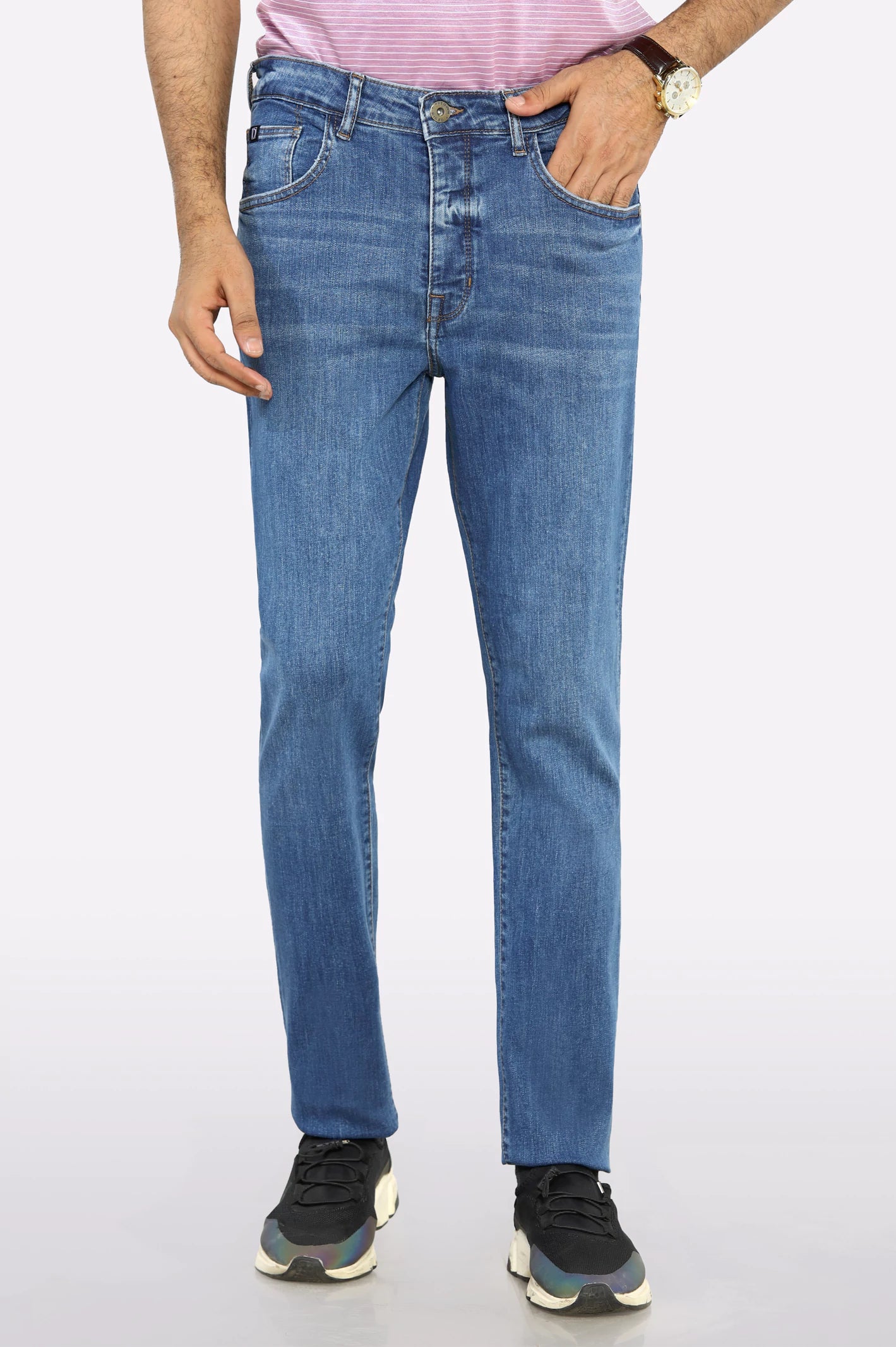 Wash and Wear Men's JeansLight Blue Modern Slim Fit Jeans