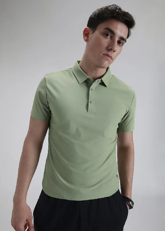 Men's Shirts with Surplice HemlinesGreen Stitchless Polo T-shirt