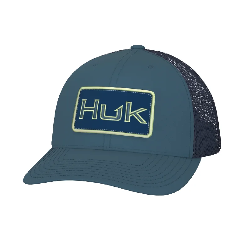 Modern BeaniesHuk Bold Patch Trucker Hat