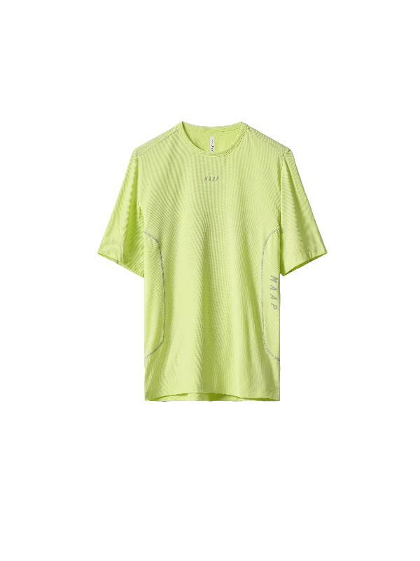 Men's Three-Quarter Sleeved TopsAlt_Road™ Tech Tee