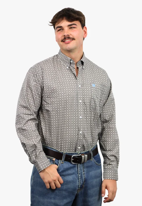 Men's Vintage T-Shirts for a Retro VibeCinch Mens Medallion Long Sleeve Shirt