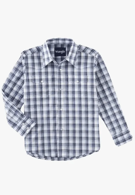 Men's Plaid Shirts for a Country CharmWrangler Boys Wrinkle Resistant Long Sleeve Shirt