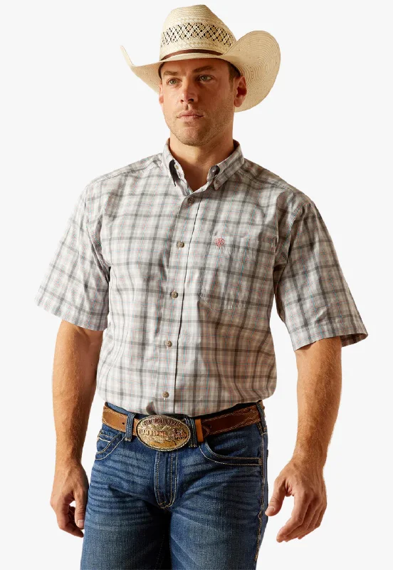 Men's Camping Shirts for Outdoor AdventuresAriat Mens Pro Series Jamie Classic Fit Short Sleeve Shirt