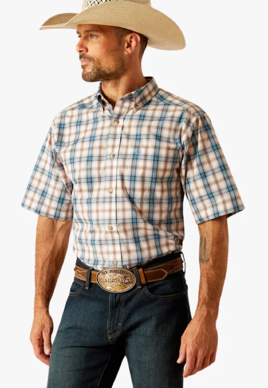 Men's Moisture-Wicking Shirts for All-Day ComfortAriat Mens Pro Series Rowdy Classic Fit Short Sleeve Shirt
