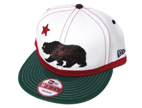 Formal Derby CapsCali True Bear New Era Snapback Cap White