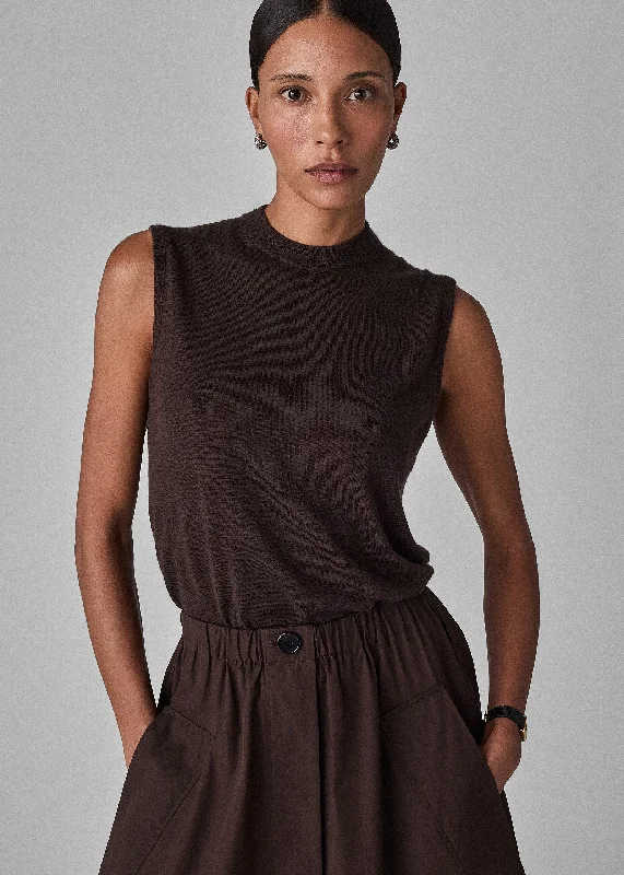 Fitted Men's Slim-Fit SweatersShell Tank in Fine Cashmere - Chocolate