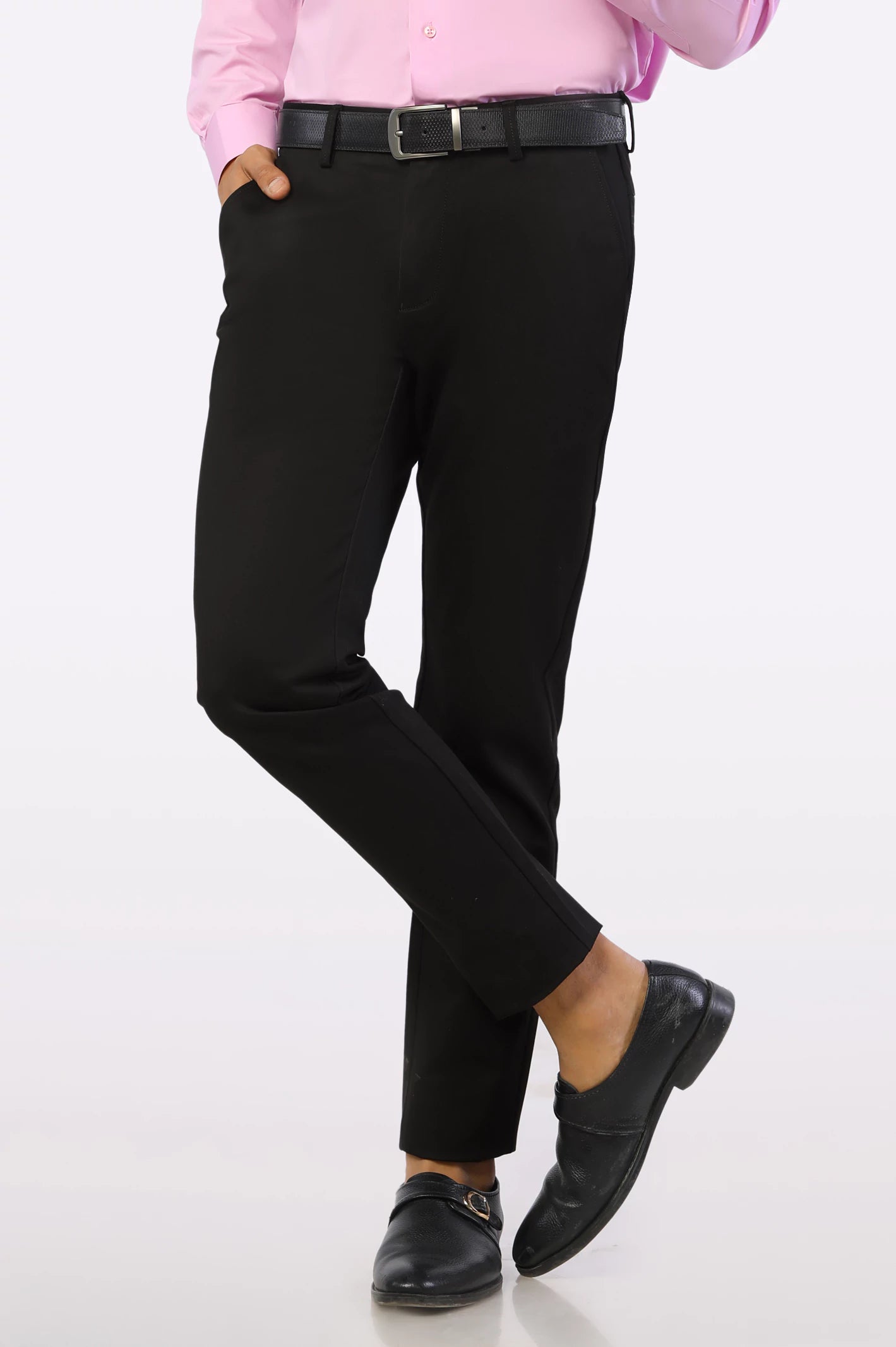Slim-Fit Men's JeansBlack Smart Fit Cotton Chino