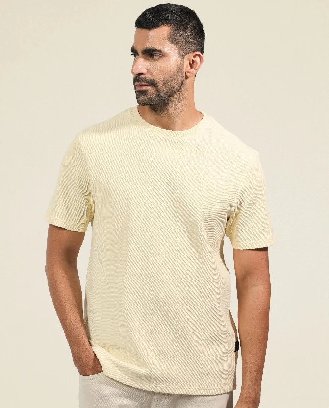 Men's Performance Shirts for SportsRare Rabbit Men's Cas Light Yellow Crew Neck Ottoman Textured Drop Shoulder Half Sleeves T-Shirt