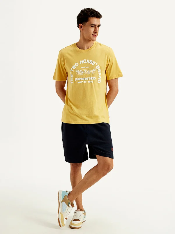Men's Shirts with Patchwork PatternsMen's Typography Crew Neck T-shirt