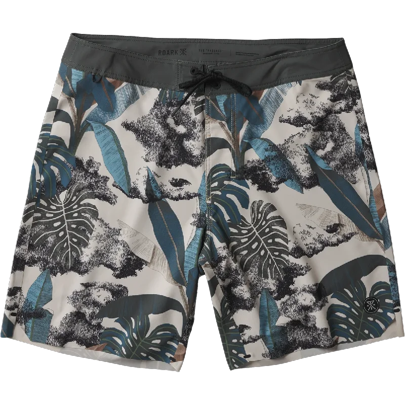 Work-Appropriate Men's Cargo ShortsMen's Passage Primo 18"