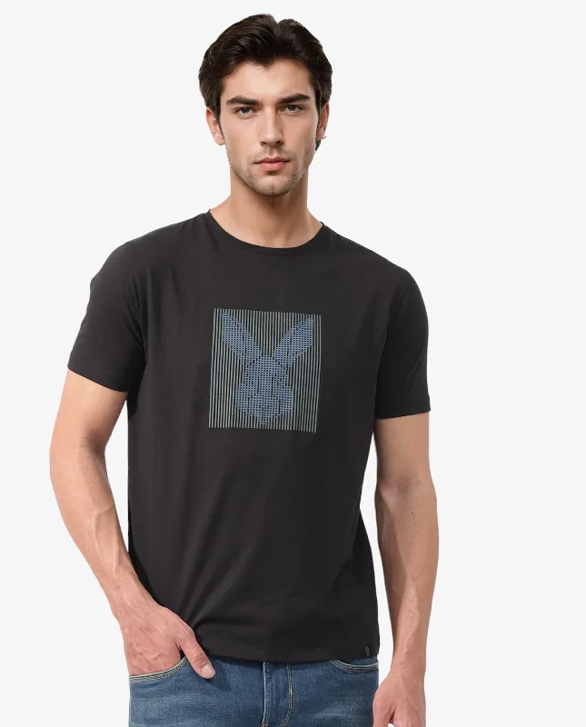 Men's Shirts with Moisture-Wicking FabricRare Rabbit Men's Kalon Black Cotton Lycra Fabric Half Sleeves Logo Graphic Print T-Shirt Men's Shirts with Moisture-Wicking FabricRare Rabbit Men's Kalon Black Cotton Lycra Fabric Half Sleeves Logo Graphic Print T-Shirt