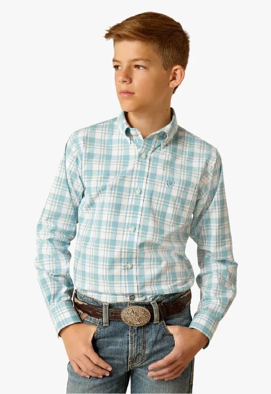 Men's Minimalist Shirts for a Clean LookAriat Boys Pro Series Edward Classic Fit Long Sleeve Shirt