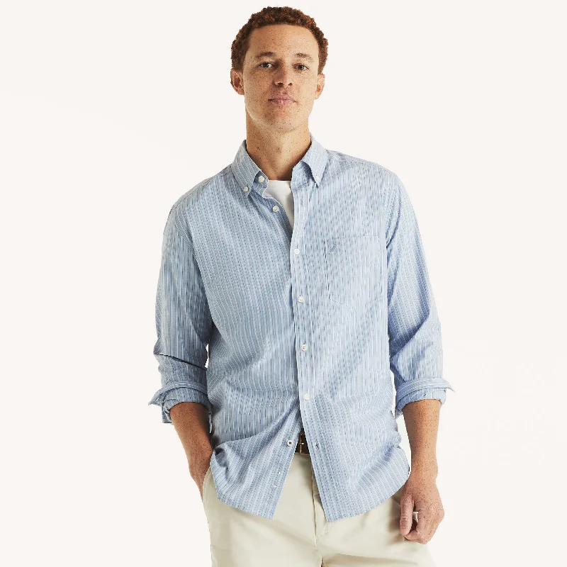 Lightweight Men's Poplin ShirtsNautica Mens Wrinkle-Resistant Plaid Wear To Work Shirt