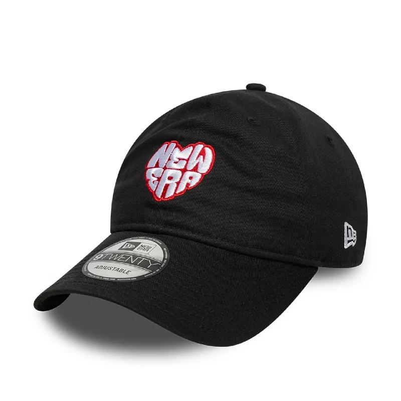 Reversible Sun HatsNew Era Heart Black 9TWENTY Adjustable Cap