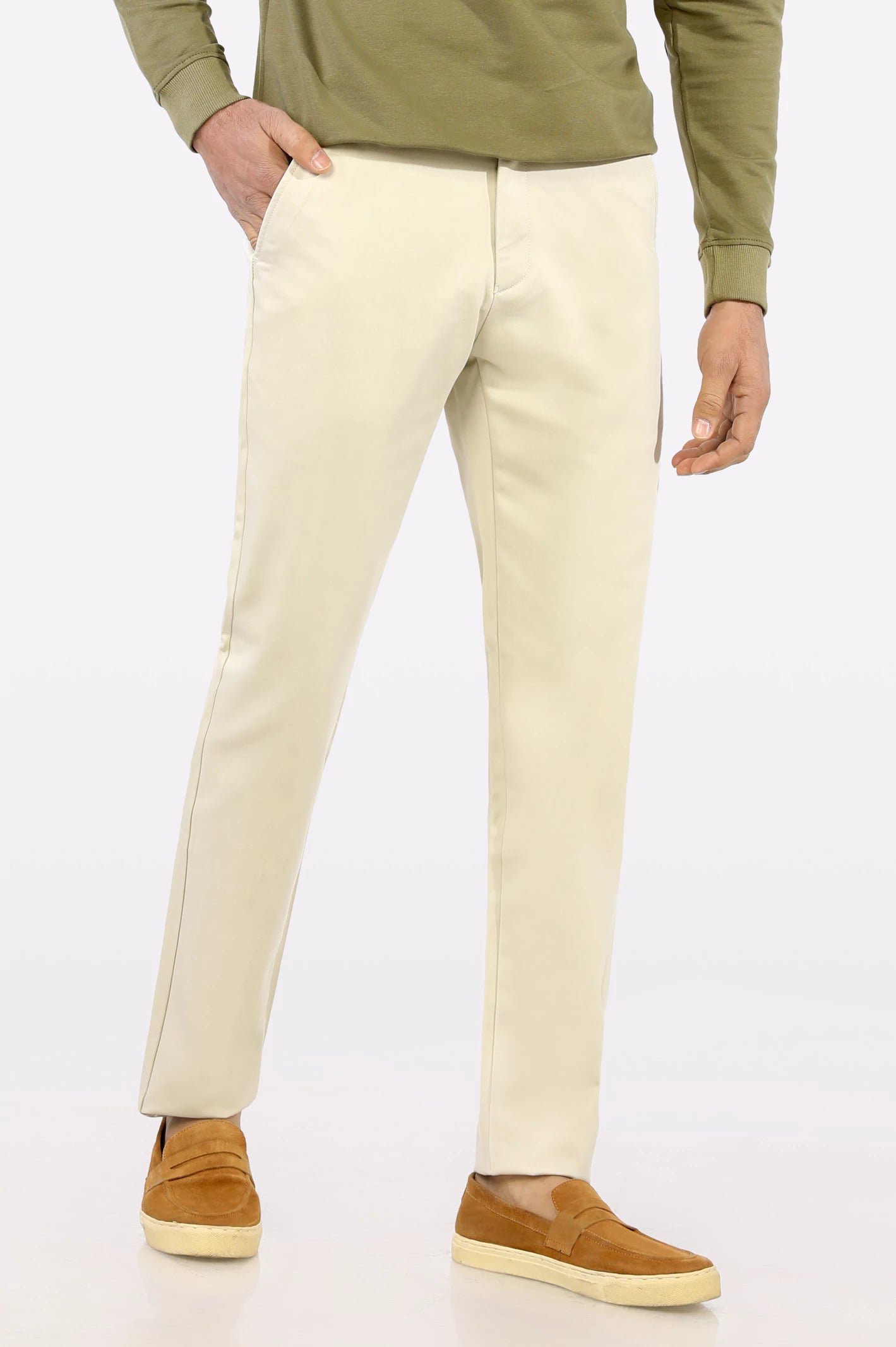 Premium Quality Men's Jeans for Every OccasionOff White Smart Fit Cotton Chino