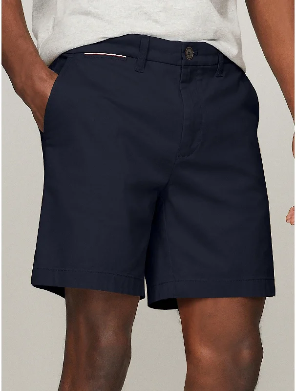 Men's Weather-Resistant ShortsTommy Hilfiger Men's Regular Fit 7" Tommy Short
