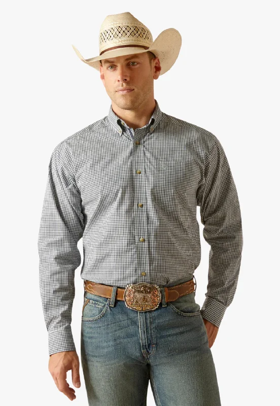 Men's Button-Down Collar Shirts for Staying PolishedAriat Mens Pro Series Ewan Classic Fit L/S Shirt