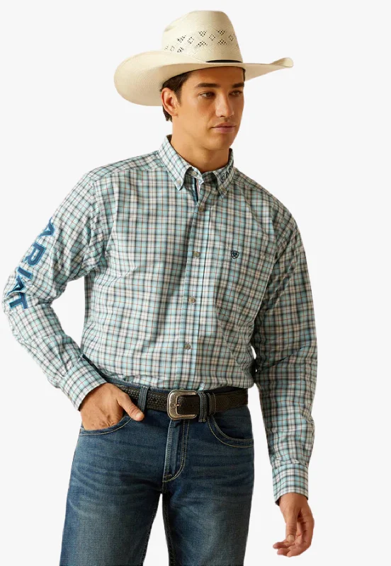 Men's Performance Fabric Shirts for All-Day ComfortAriat Mens Pro Lawrence Long Sleeve Shirt