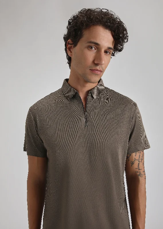 Men's Shirts with Mock NecksBrown Zipper Stitchless Polo T-shirt