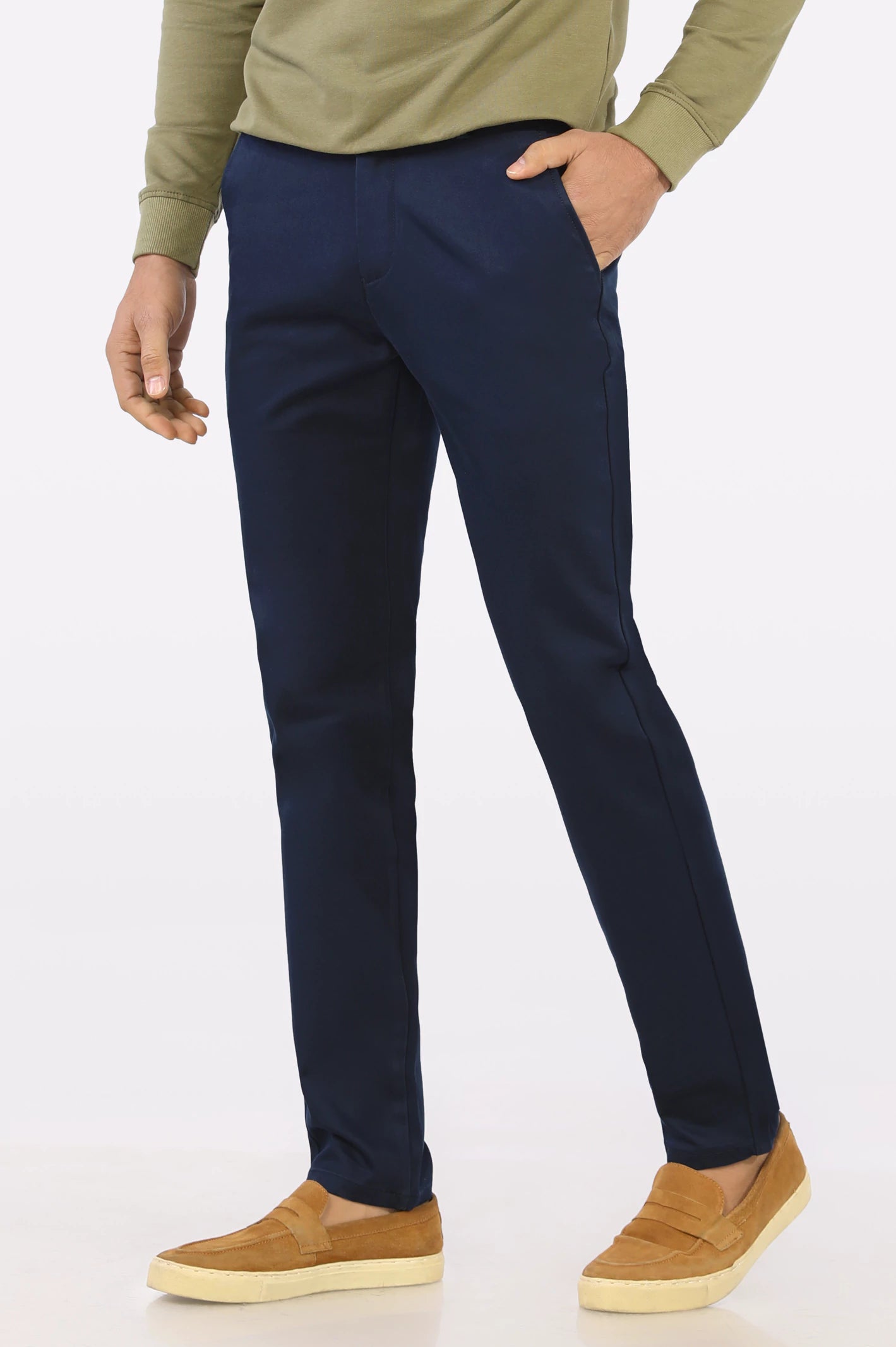 Men's Jeans with a Destroyed LookDark Blue Smart Fit Cotton Chino