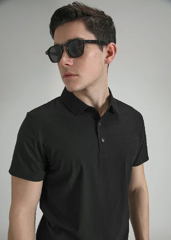 Men's Shirts with Wingtip CollarsSelf Black Stitchless Polo T-shirt