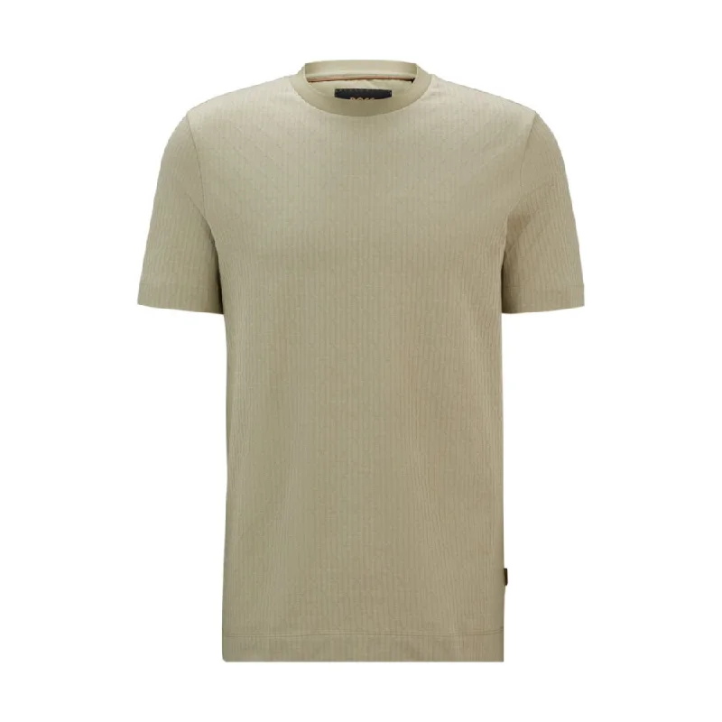 Men's Shirts with Embellished HemlinesCotton-silk T-shirt with a signature quilted effect Men's Shirts with Embellished HemlinesCotton-silk T-shirt with a signature quilted effect